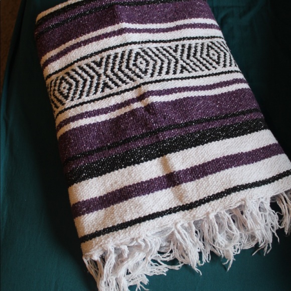Other - Falsa Mexican blanket